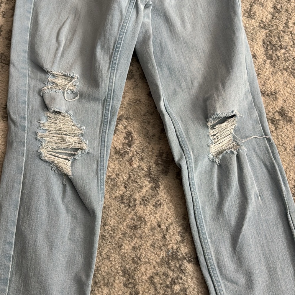 GAP High Rise Distressed Jeans - Picture 2 of 5